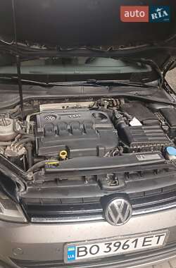 Универсал Volkswagen Golf 2015 в 