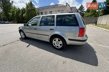Универсал Volkswagen Golf 2002 в 