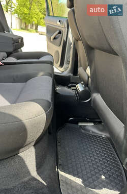 Универсал Volkswagen Golf 2002 в 