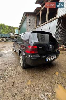 Хетчбек Volkswagen Golf 2002 в Верховині
