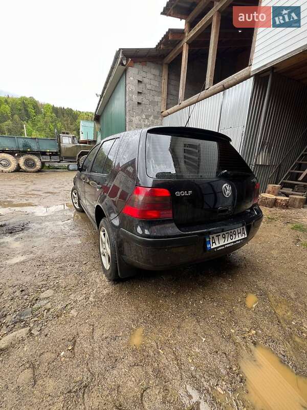 Volkswagen Golf 2002