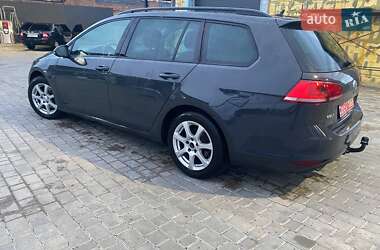 Універсал Volkswagen Golf 2013 в 