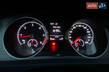 Універсал Volkswagen Golf 2013 в 