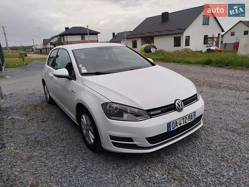 Хетчбек Volkswagen Golf 2014 в Рівному