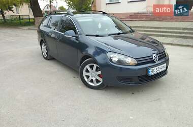 Універсал Volkswagen Golf 2010 в Тернополі
