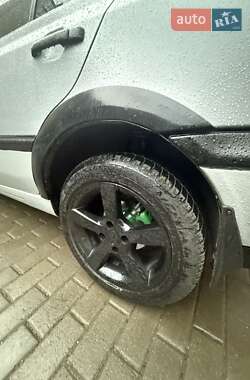 Хэтчбек Volkswagen Golf 1996 в 