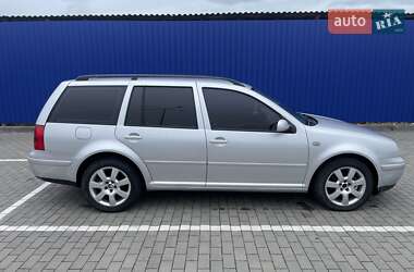 Универсал Volkswagen Golf 2003 в 