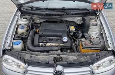 Универсал Volkswagen Golf 2003 в 