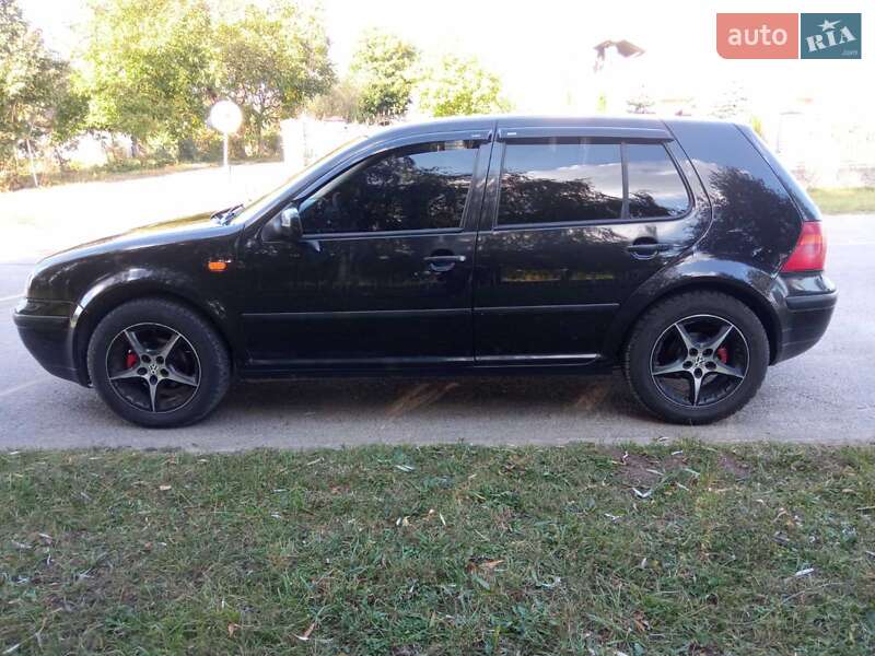 Хэтчбек Volkswagen Golf 1999 в Бродах