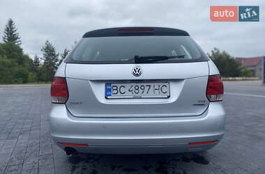 Универсал Volkswagen Golf 2013 в 