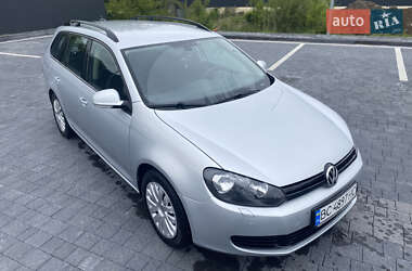Универсал Volkswagen Golf 2013 в 