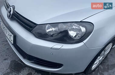 Универсал Volkswagen Golf 2013 в 