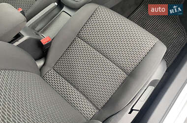 Универсал Volkswagen Golf 2013 в 