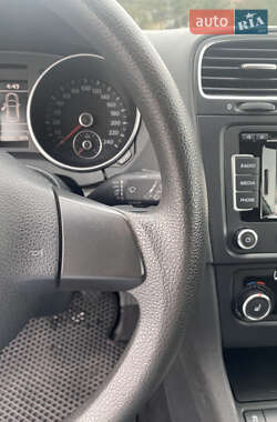 Универсал Volkswagen Golf 2013 в 