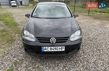 Хэтчбек Volkswagen Golf 2005 в Полтаве