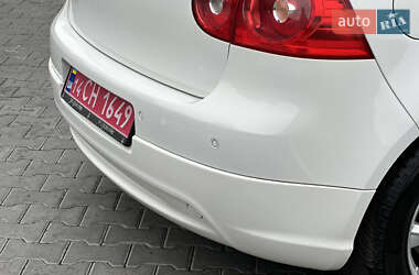 Хетчбек Volkswagen Golf 2008 в 