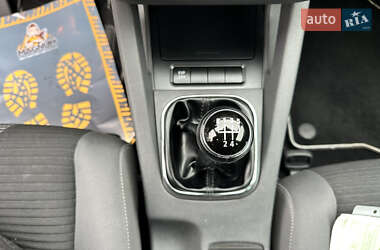 Хетчбек Volkswagen Golf 2008 в 
