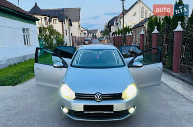 Хетчбек Volkswagen Golf 2009 в 