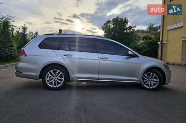 Универсал Volkswagen Golf 2020 в 