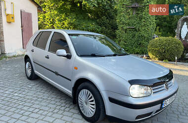 Хэтчбек Volkswagen Golf 1999 в Львове