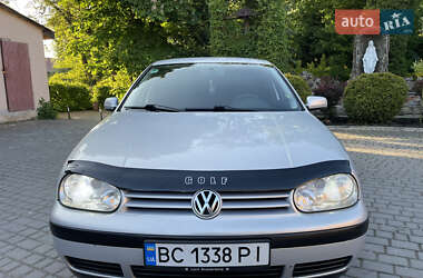 Хэтчбек Volkswagen Golf 1999 в Львове