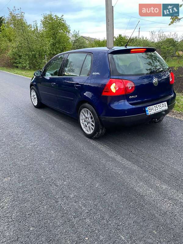 Хетчбек Volkswagen Golf 2006 в Кодимі