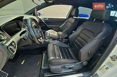 Хэтчбек Volkswagen Golf 2015 в 