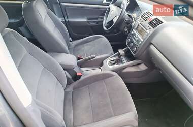 Универсал Volkswagen Golf 2009 в 