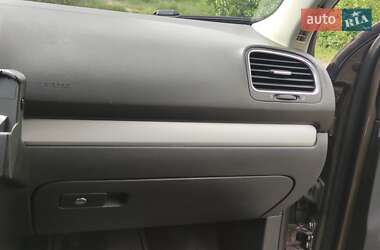 Универсал Volkswagen Golf 2011 в 