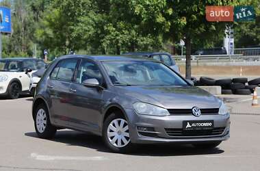 Хетчбек Volkswagen Golf 2014 в Києві