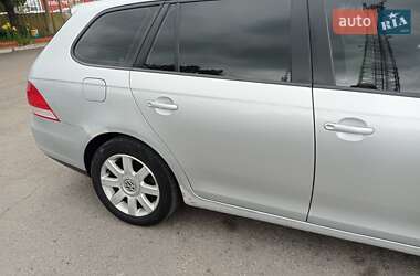 Універсал Volkswagen Golf 2009 в 