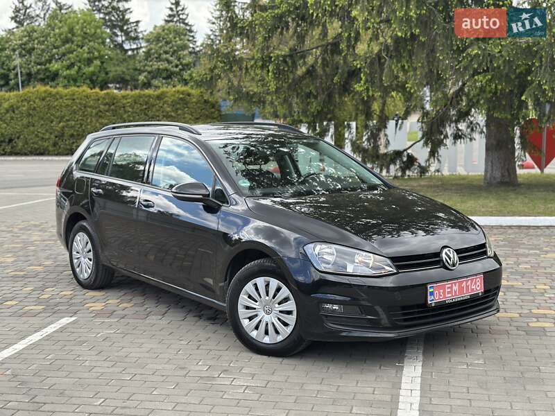Універсал Volkswagen Golf 2015 в 