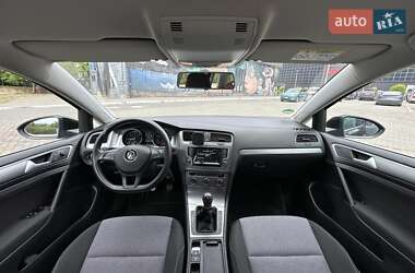 Універсал Volkswagen Golf 2015 в 