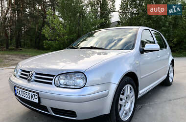 Хэтчбек Volkswagen Golf 2002 в Харькове