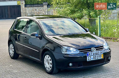 Хетчбек Volkswagen Golf 2008 в Надвірній