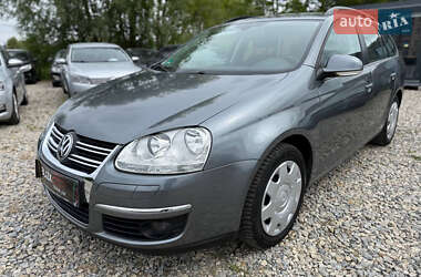 Універсал Volkswagen Golf 2009 в 
