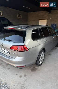 Універсал Volkswagen Golf 2014 в 