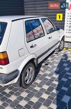 Хэтчбек Volkswagen Golf 1990 в Шепетовке