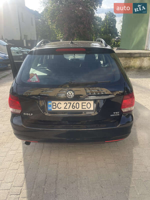 Універсал Volkswagen Golf 2011 в Львові