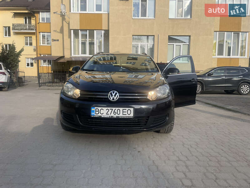 Універсал Volkswagen Golf 2011 в Львові