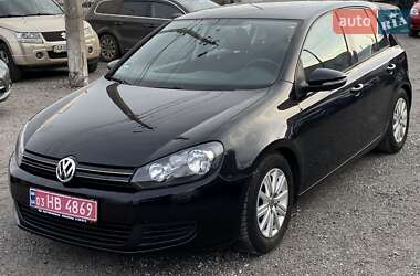 Хэтчбек Volkswagen Golf 2010 в Каменском