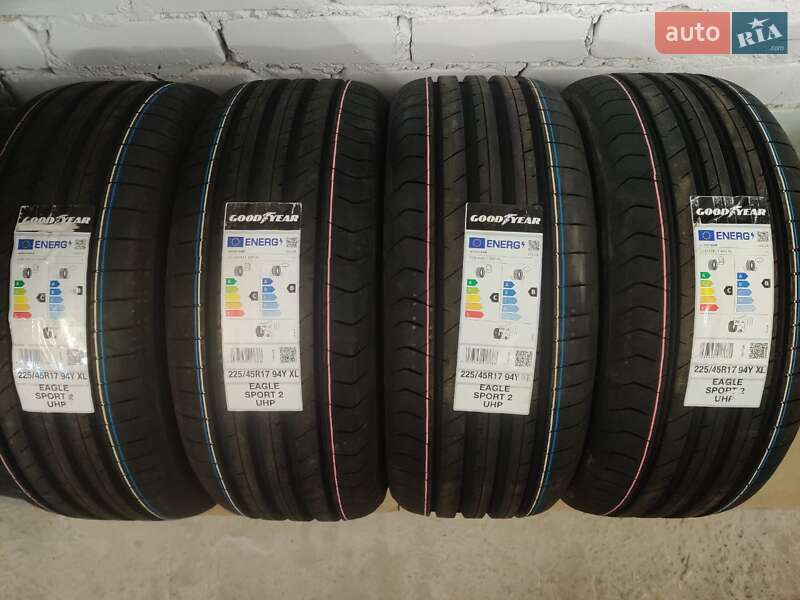 Хэтчбек Volkswagen Golf 2000 в Харькове