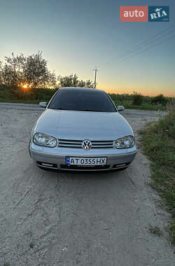 Хэтчбек Volkswagen Golf 1999 в Городенке