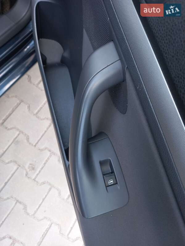 Хетчбек Volkswagen Golf 2007 в Запоріжжі