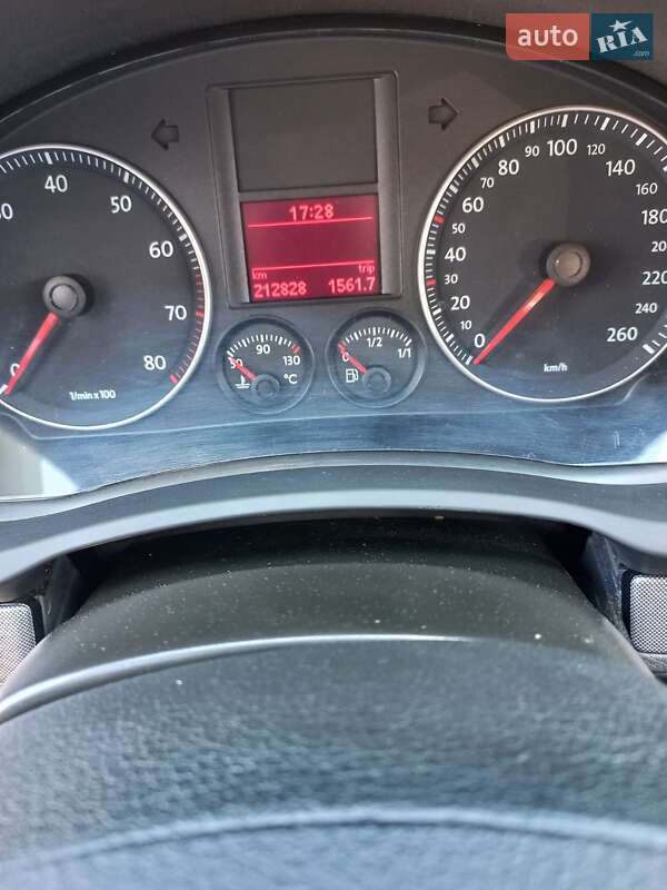 Хетчбек Volkswagen Golf 2007 в Запоріжжі