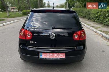 Хэтчбек Volkswagen Golf 2007 в 