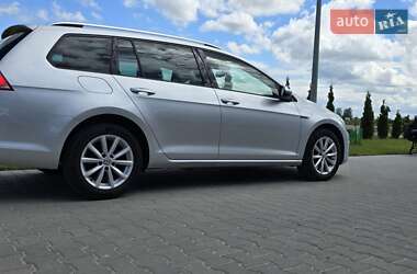 Универсал Volkswagen Golf 2015 в 