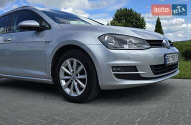 Универсал Volkswagen Golf 2015 в 