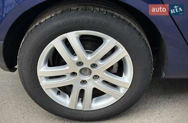 Хэтчбек Volkswagen Golf 2008 в 