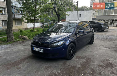 Хетчбек Volkswagen Golf 2008 в Вінниці